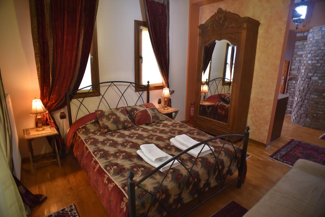 Santa Marina Guesthouse Káto Loutrákion Buitenkant foto